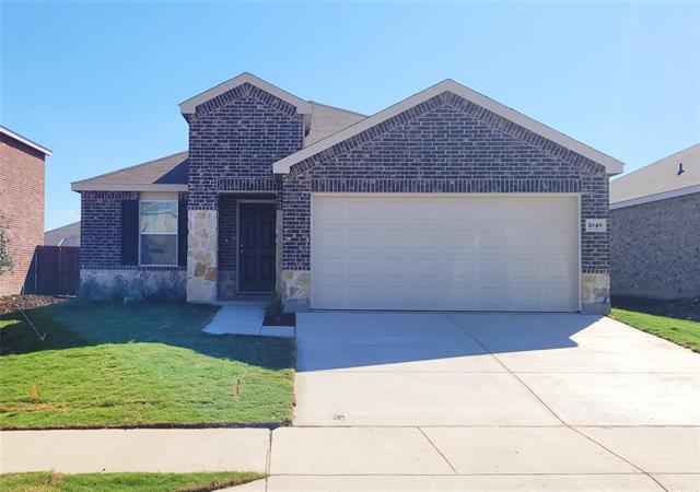 1049 Knightly Ln in Haslet, TX - Building Photo