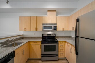 Helix Ellipse in Seattle, WA - Building Photo - Interior Photo