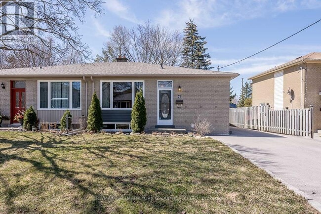 property at 6 Davis Rd