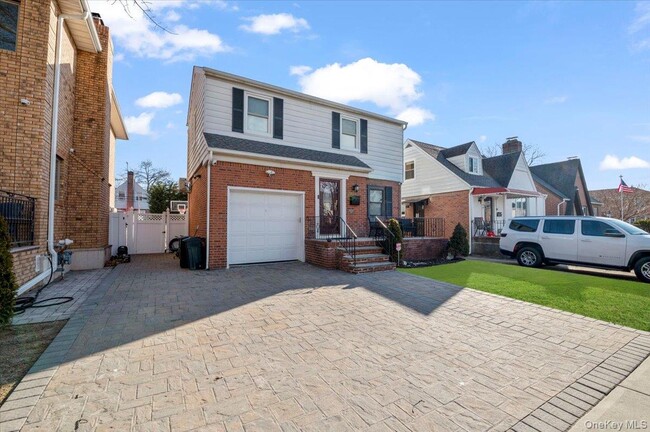 property at 73-51-7187 187th St