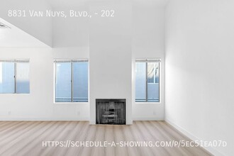 8831 Van Nuys Blvd in Los Angeles, CA - Building Photo - Building Photo