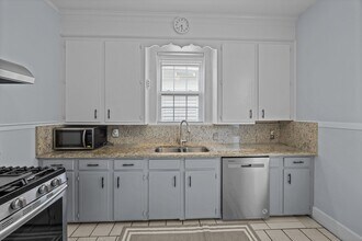 938 Rutledge Ave in Charleston, SC - Building Photo - Building Photo