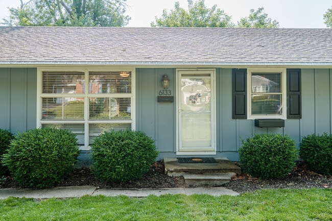 6133 Catalina Street in Fairway, KS - Building Photo - Building Photo