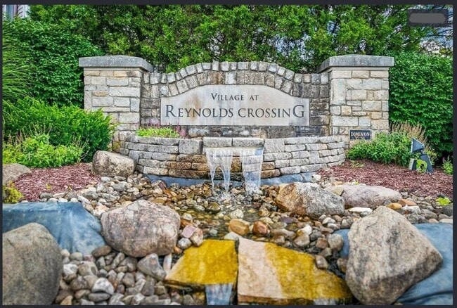 7107 Reynolds Crossing Dr in Reynoldsburg, OH - Building Photo - Building Photo