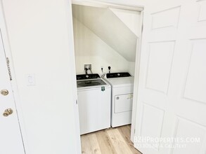 1206 Hayworth Ave-Unit -1 in West Hollywood, CA - Building Photo - Building Photo