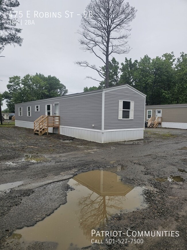 property at 475 E Robins St