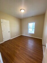 1628 N Barnes Ave in Springfield, MO - Building Photo - Building Photo