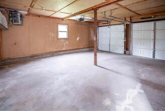 1634 N Bluff St in Wichita, KS - Building Photo - Building Photo