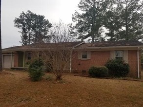 8014 Plaxco Dr in Chattanooga, TN - Building Photo - Building Photo