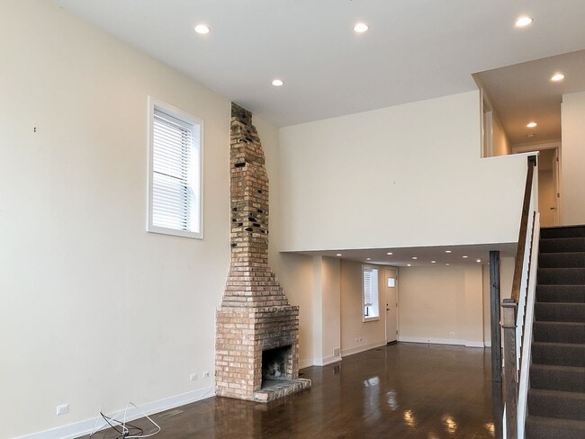 1214 W Wrightwood Ave, Unit 1