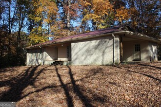 575 Stone Bridge Rd in Lavonia, GA - Building Photo - Building Photo