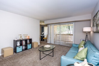 The Village on Riverwalk in College Park, GA - Foto de edificio - Interior Photo