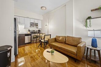 8 Winter Pl in Boston, MA - Building Photo - Building Photo