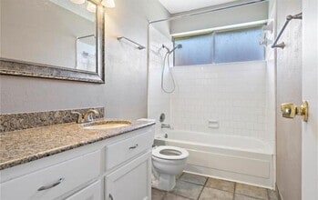 5902 Heather St in League City, TX - Building Photo - Building Photo