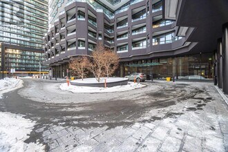 110 Broadway Ave in Toronto, ON - Building Photo - Building Photo