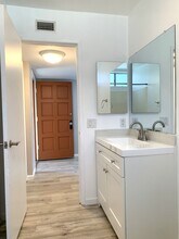 6812 Hyde Park Dr in San Diego, CA - Building Photo - Building Photo