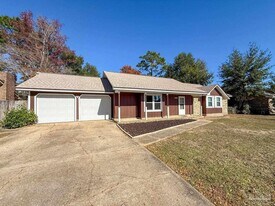 4260 Cherry Laurel Dr in Pensacola, FL - Building Photo