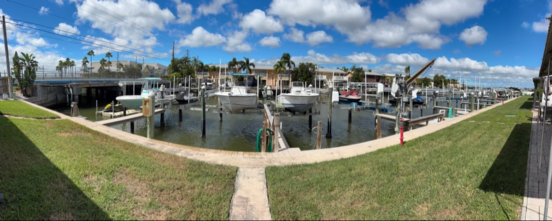 2600 N Paula Dr in Dunedin, FL - Building Photo