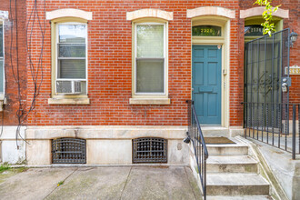 2328 Catharine St in Philadelphia, PA - Building Photo - Building Photo