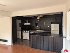 1323 N Olive Dr in West Hollywood, CA - Building Photo - Building Photo