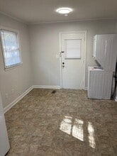 11 Parker Dr in Sumter, SC - Building Photo - Building Photo