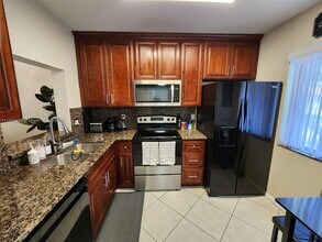 21951 Soundview Terrace in Boca Raton, FL - Building Photo - Building Photo