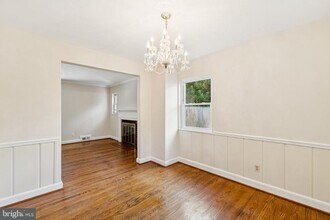 5203 Nahant St in Bethesda, MD - Building Photo - Building Photo