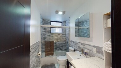 5 W 101st St in New York, NY - Building Photo - Building Photo
