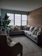 1 Jefferson Ave in Rockville Centre, NY - Building Photo - Building Photo