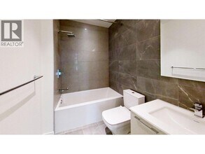 5289 Cambie St. in Vancouver, BC - Building Photo - Building Photo