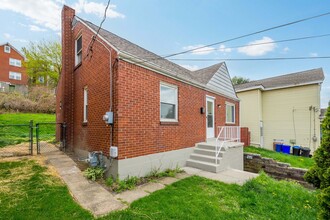 109 Minooka St in Pittsburgh, PA - Building Photo - Building Photo