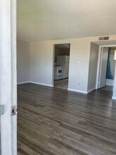 131 E Nowlin St, Unit 205 in Rapid City, SD - Building Photo - Building Photo