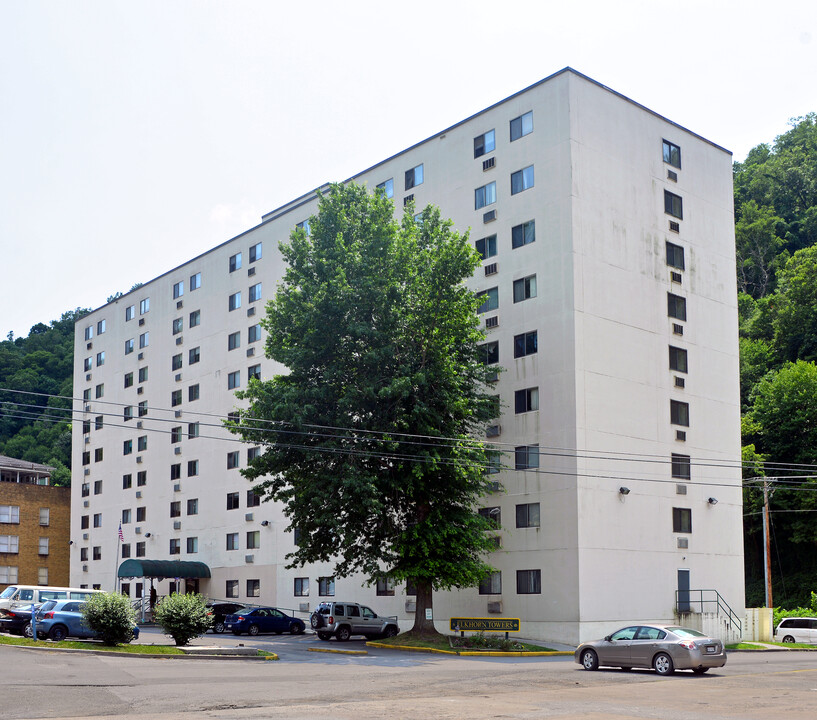 Elkhorn Tower in Welch, WV - Building Photo