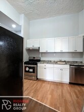 3542 N Halsted St, Unit 3 in Chicago, IL - Foto de edificio - Building Photo