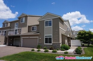 17697 65th Pl N in Osseo, MN - Building Photo