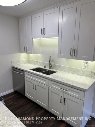 8110 Winter Gdns Blvd in Lakeside, CA - Building Photo
