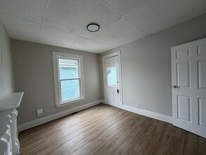 359 Ellerman St in Piqua, OH - Building Photo - Building Photo