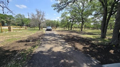 305 Remuda Dr in Liberty Hill, TX - Building Photo - Building Photo