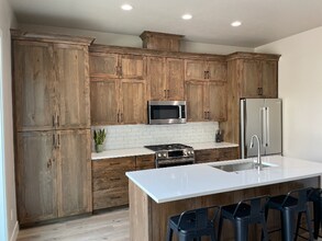 2705 W Woodlawn Ave in Boise, ID - Building Photo - Building Photo