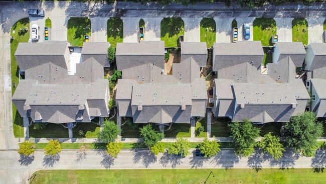 190 Kendrick Pines Blvd in Spring, TX - Building Photo - Building Photo