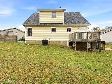 6600 Queens Falls Ct in Louisville, KY - Building Photo - Building Photo