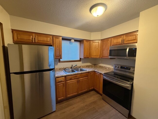 1035 Green Bay St, Unit 4