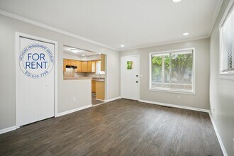3717 Larchmont St in Flint, MI - Building Photo - Building Photo
