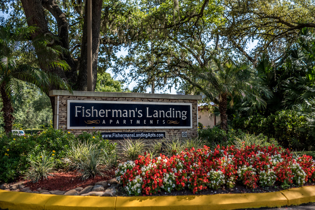 Fisherman's Landing Apartment Homes in Temple Terrace, FL - Building Photo