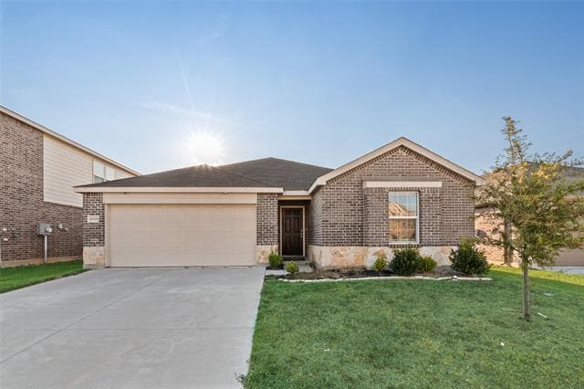 10128 Kelly Acres Ln in Crowley, TX - Building Photo - Building Photo