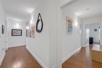 10 Byron Pl in Larchmont, NY - Building Photo - Building Photo