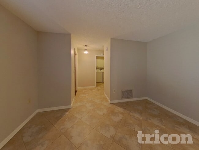 3133 Swan Ln in Safety Harbor, FL - Building Photo - Building Photo