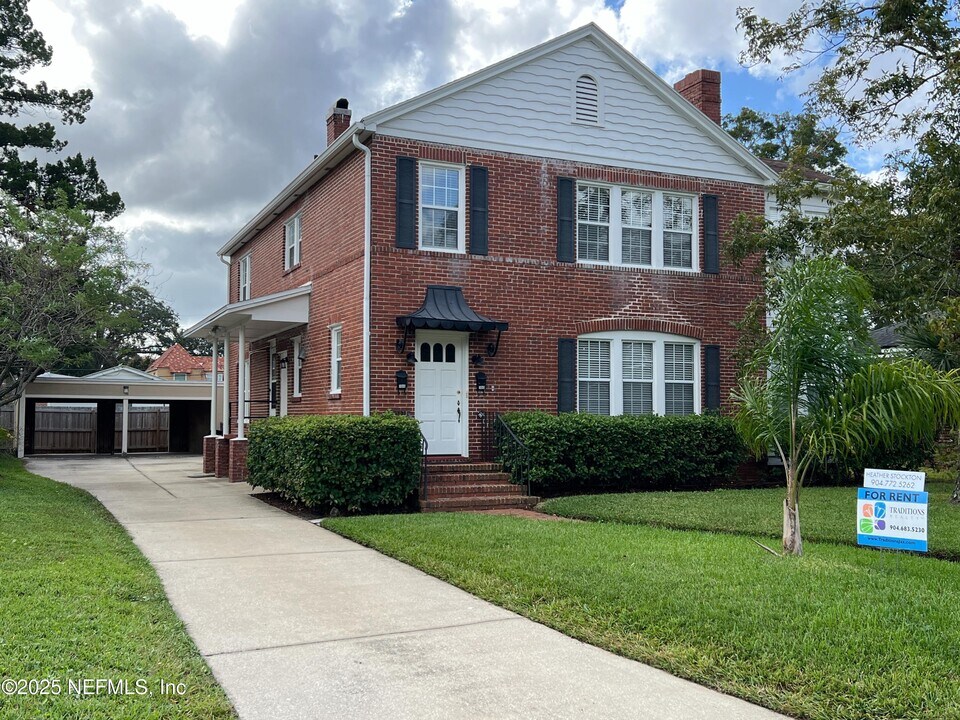 1046 Riviera St in Jacksonville, FL - Building Photo