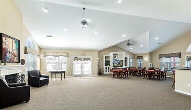 2601 Marsh Ln in Plano, TX - Building Photo - Building Photo