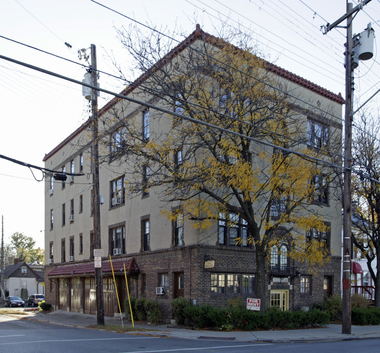 6022 Ridge Ave in Cincinnati, OH - Building Photo